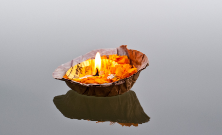 Ganges River Candle 1